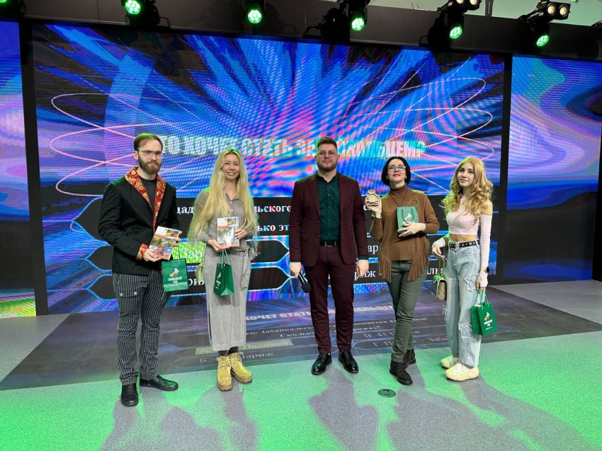 На Дне туризма в Москве гостям предлагали сыграть в шоу «Кто хочет стать забайкальцем» 
